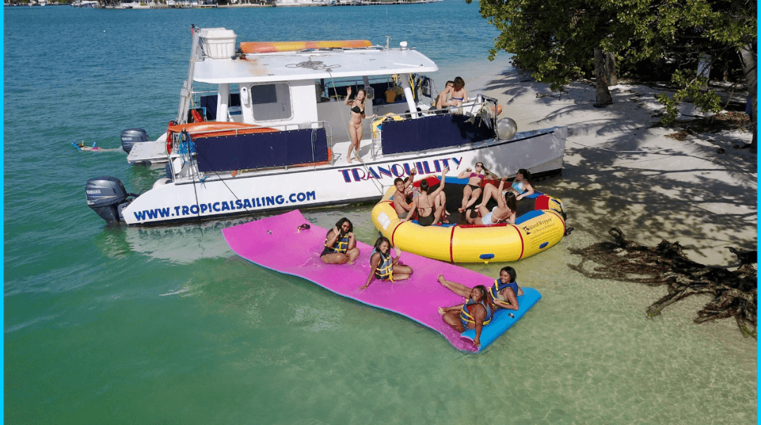 Tranquility 40′ Power Catamaran Yacht