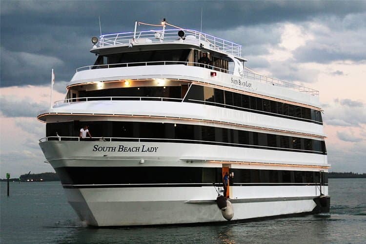 South Beach Lady 120′ – Guests 400