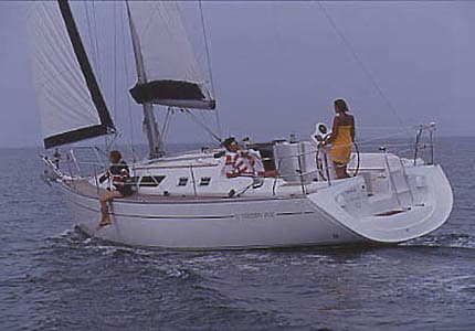 Sun Odyssey 37