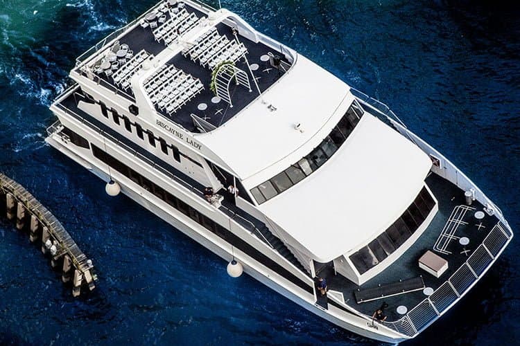 Biscayne Lady 111′ – Guests 400