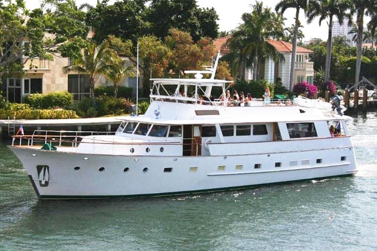 Lady Chateau 70′ – Guests 70