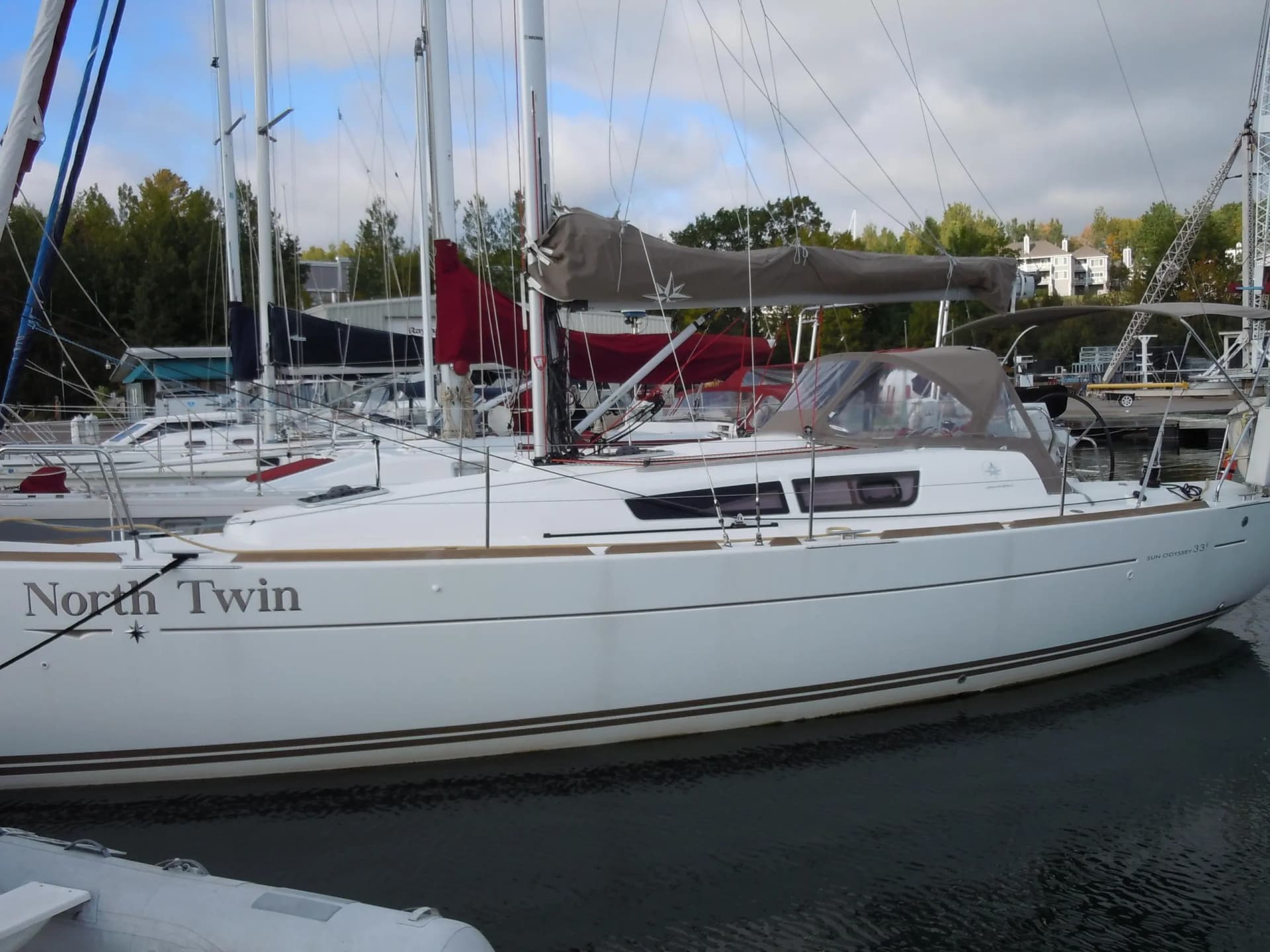 Jeanneau 33