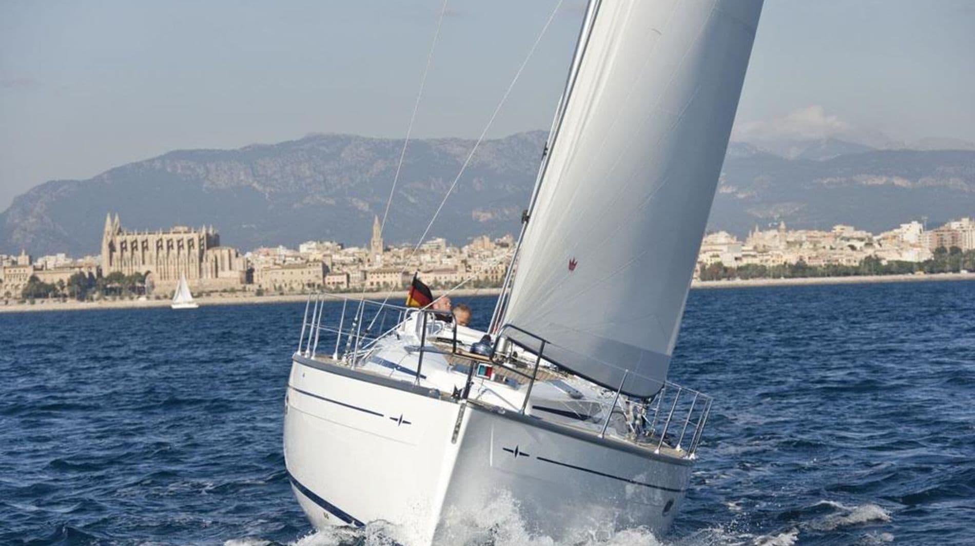Bavaria 38