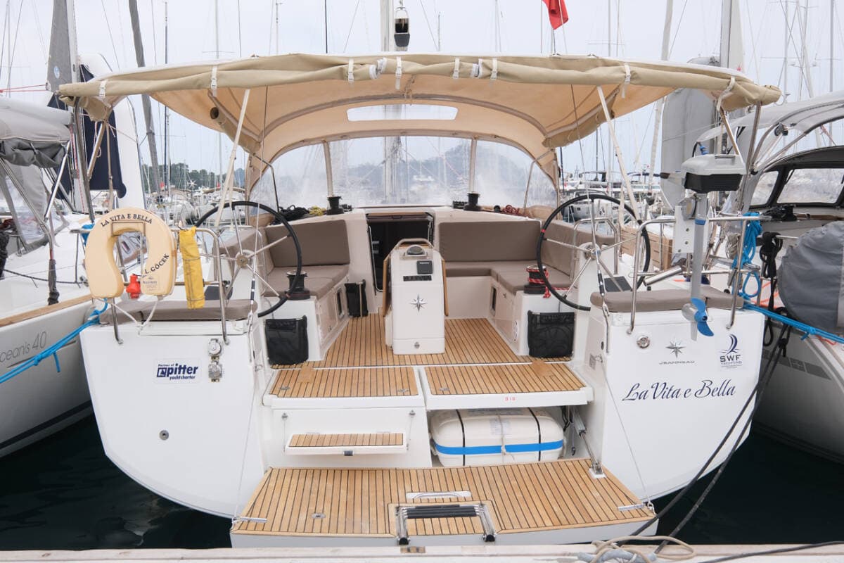 Sun Odyssey 490