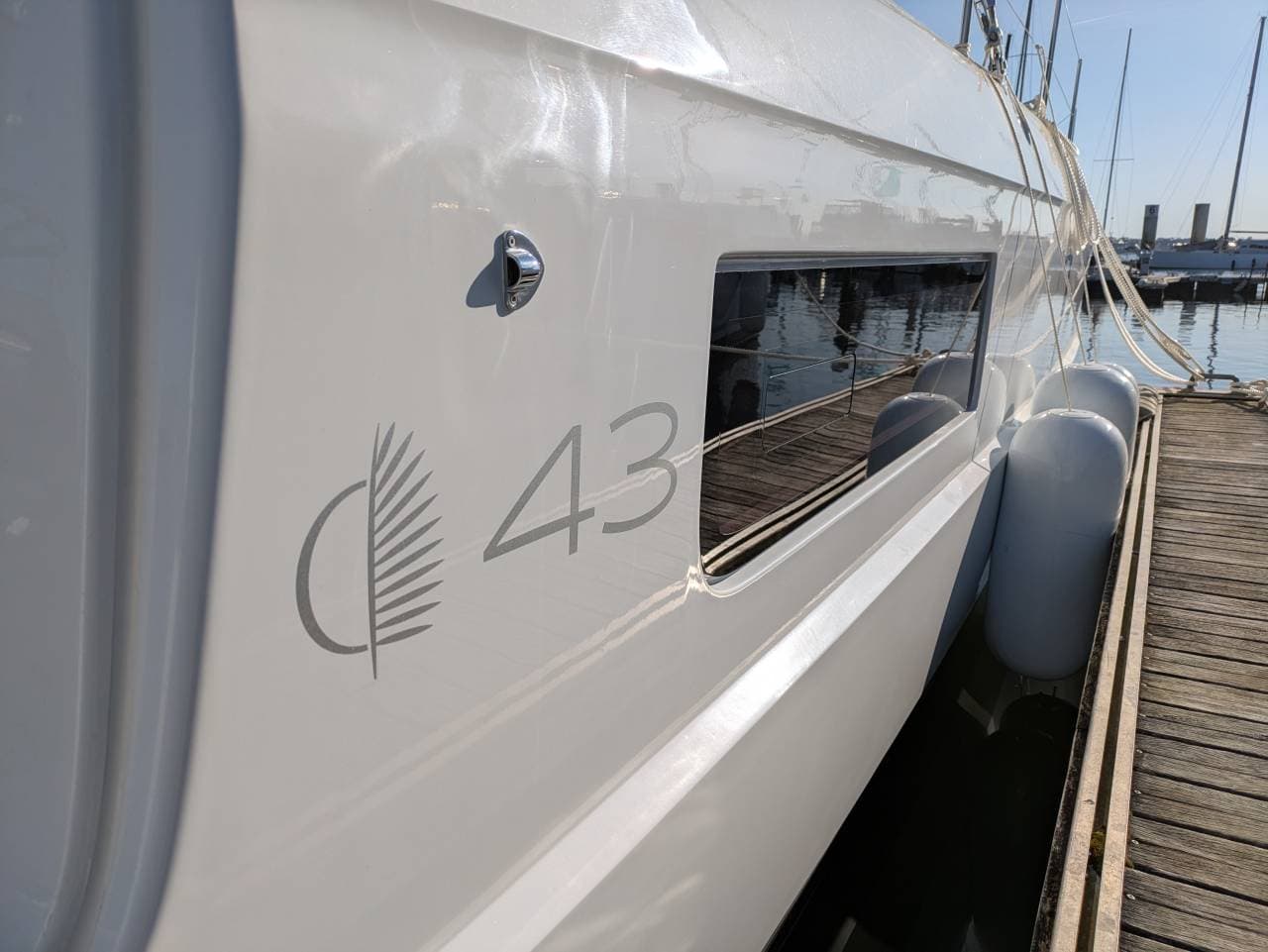Lagoon 43