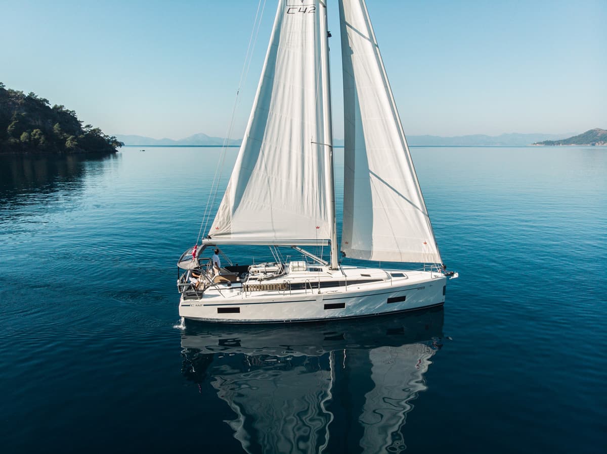 Bavaria C42