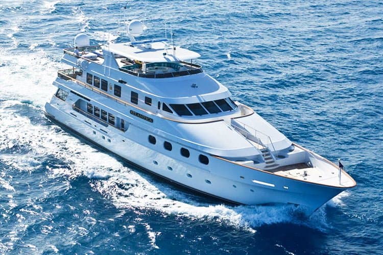 Atlantica 135′ – Guests 10