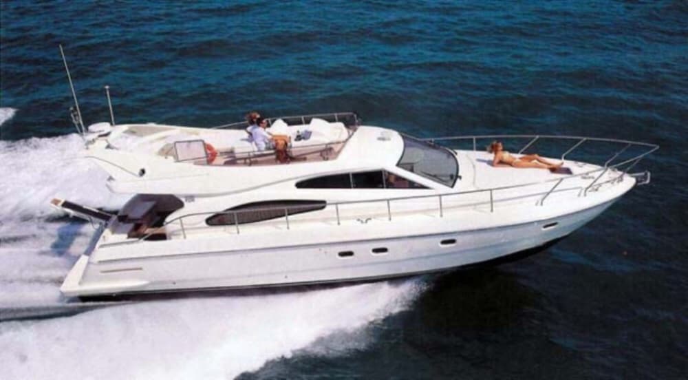 Ferretti 48 Flybridge