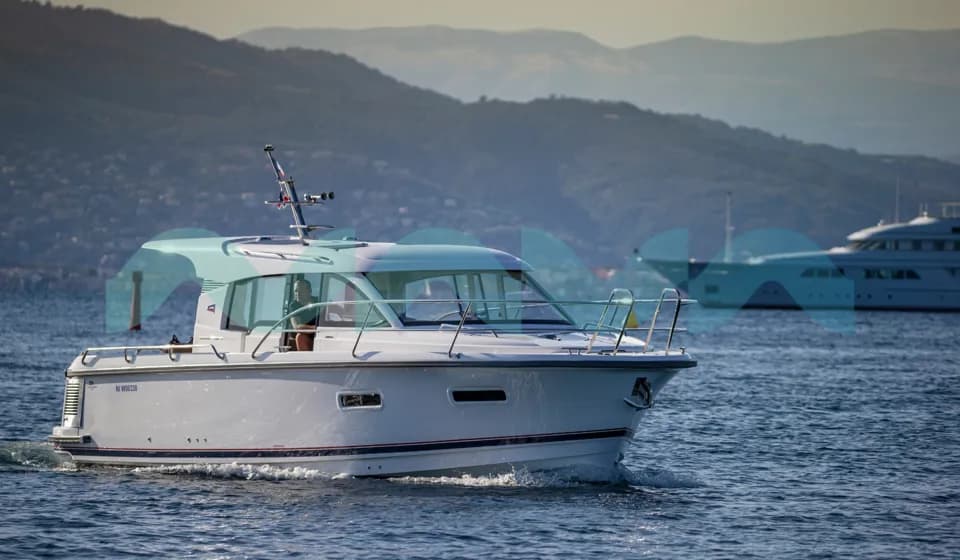 NIMBUS Nimbus 305 Coupe