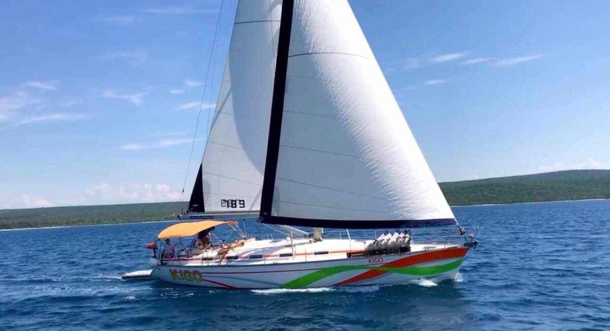 Bavaria 49