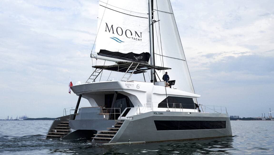 Moon 60 sail