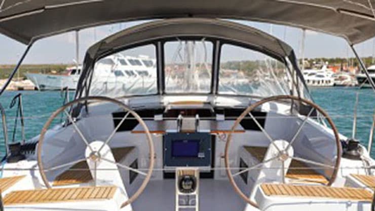 Hanse 388